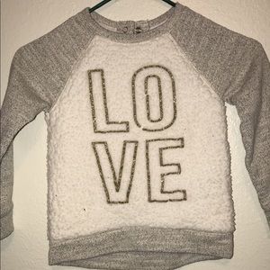4/5 Girls love crew neck